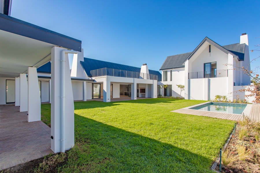 5 Bedroom Property for Sale in Pearl Valley at Val de Vie Western Cape
